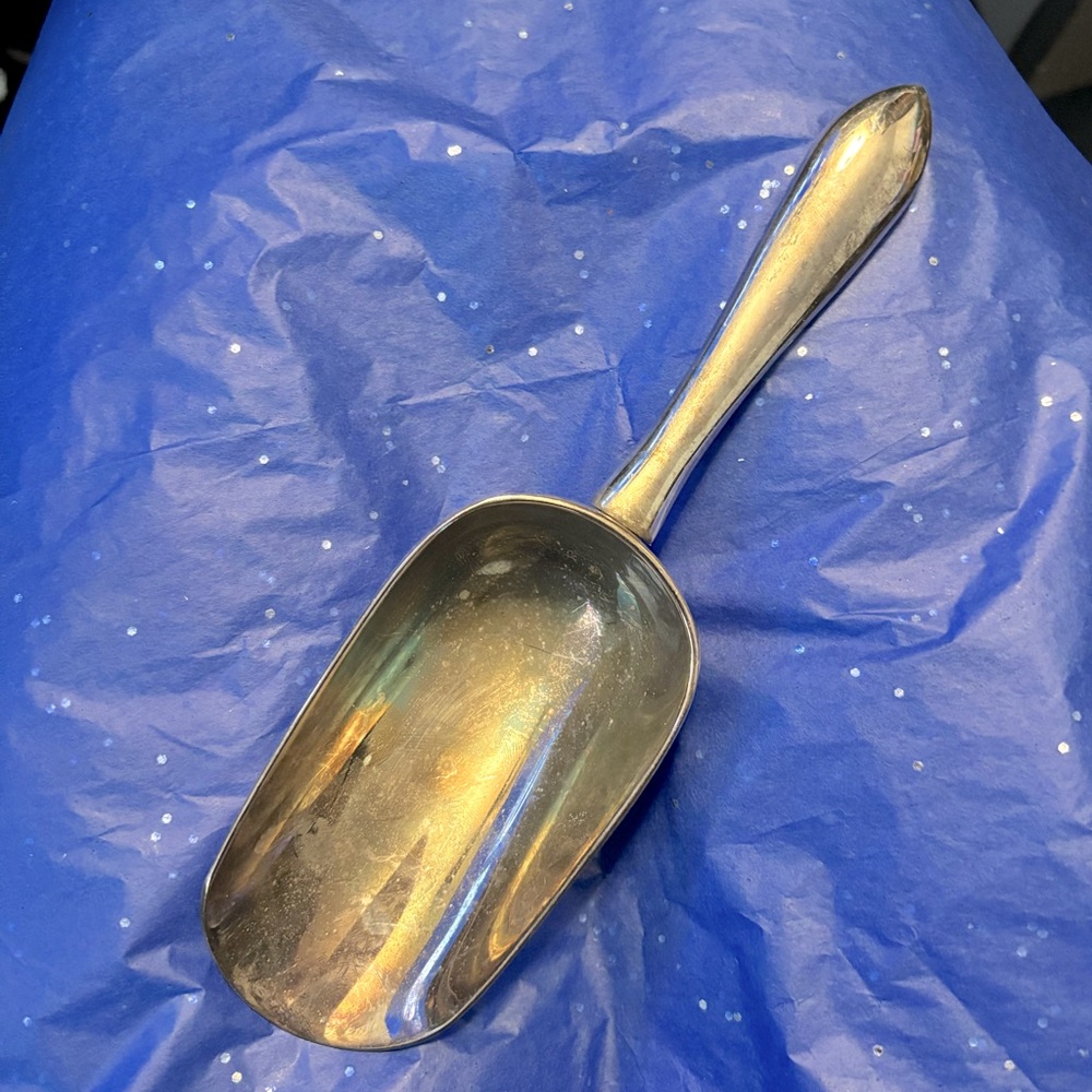 Vintage silver plated ice scoop